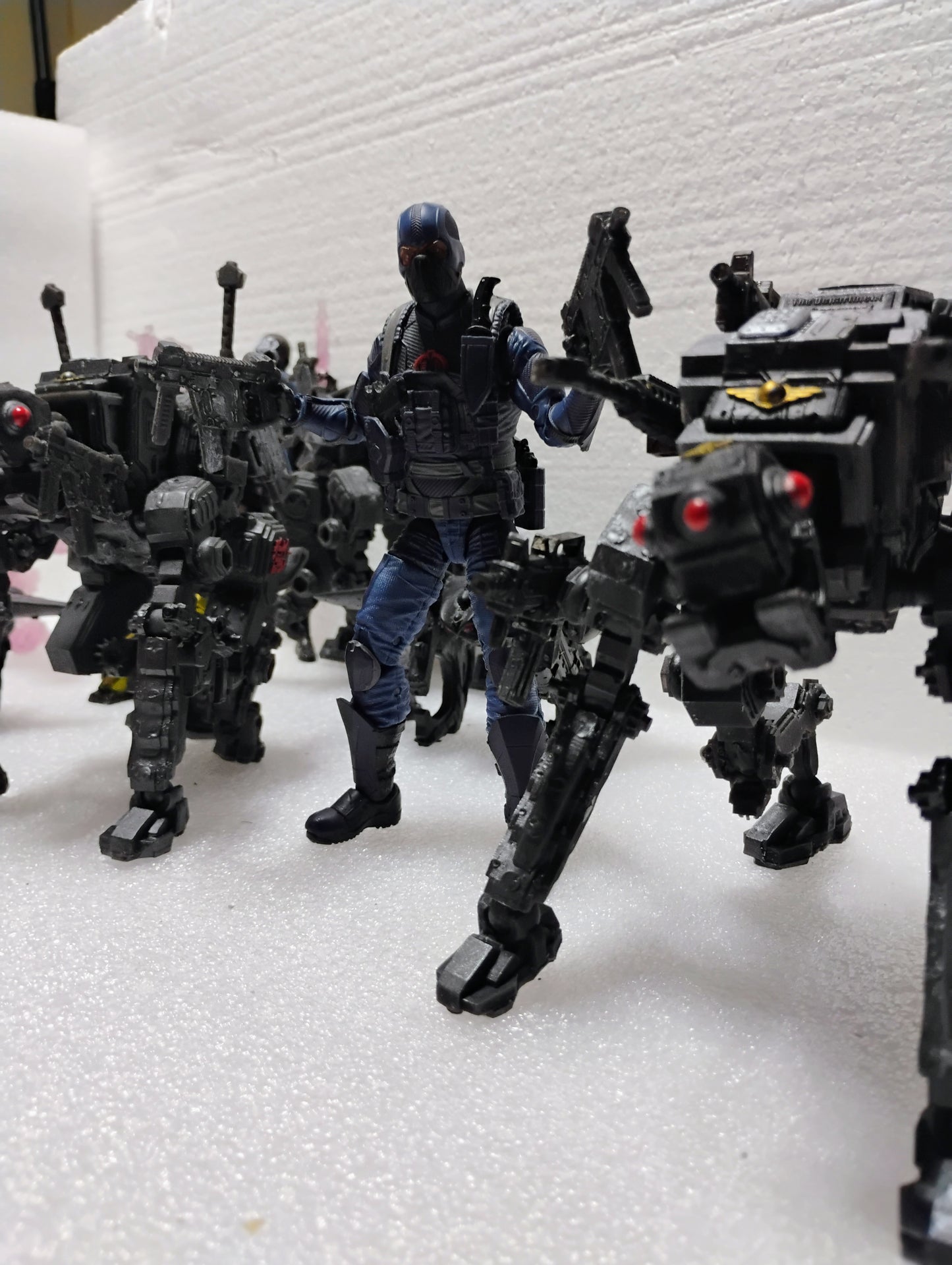 P.A.K. DOG Predator Armored K9 Unit (pre-order)