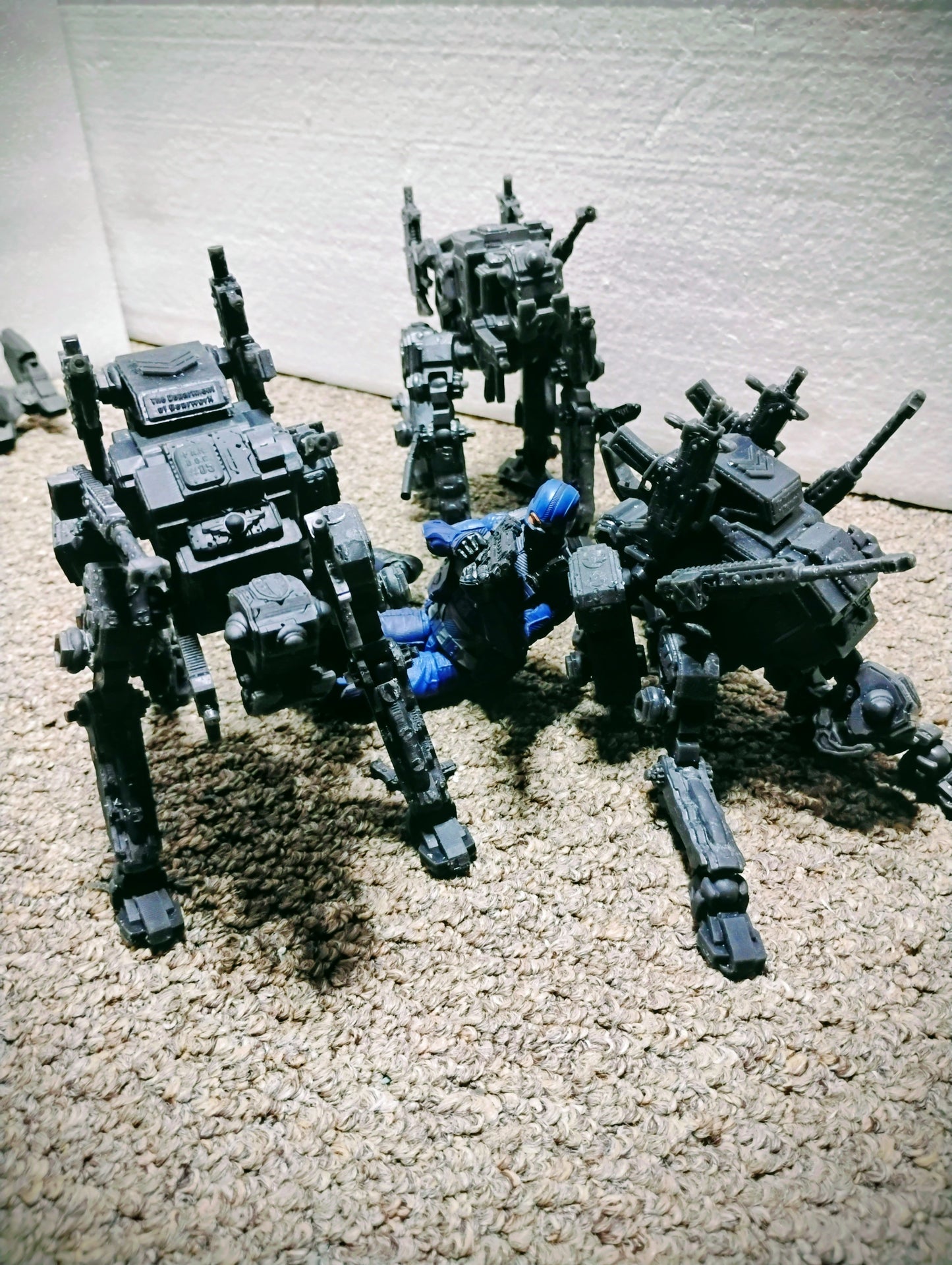 P.A.K. DOG Predator Armored K9 Unit (pre-order)