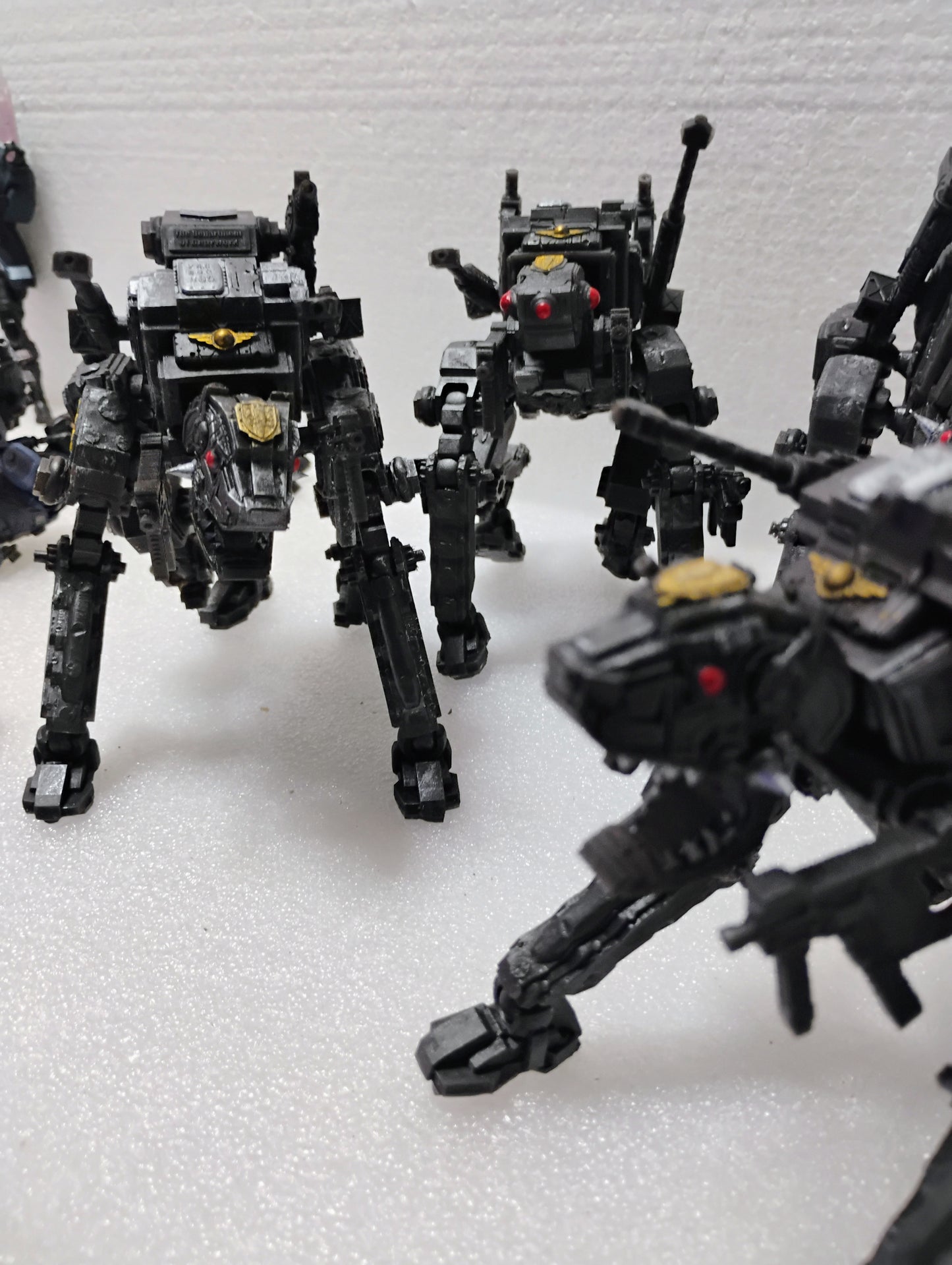 P.A.K. DOG Predator Armored K9 Unit (pre-order)