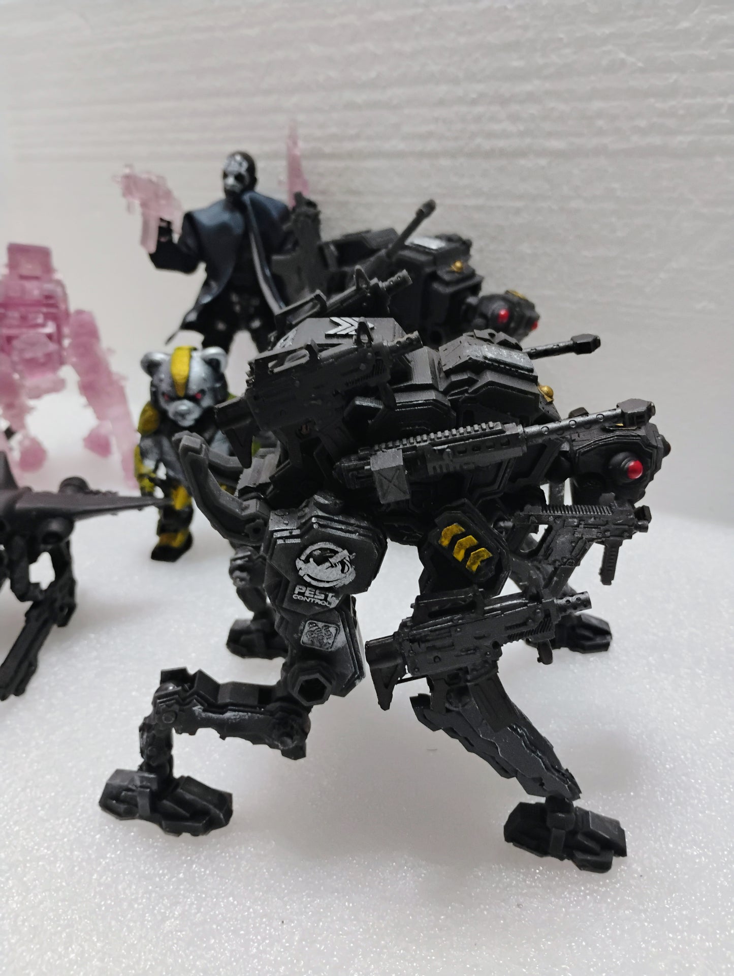P.A.K. DOG Predator Armored K9 Unit (pre-order)